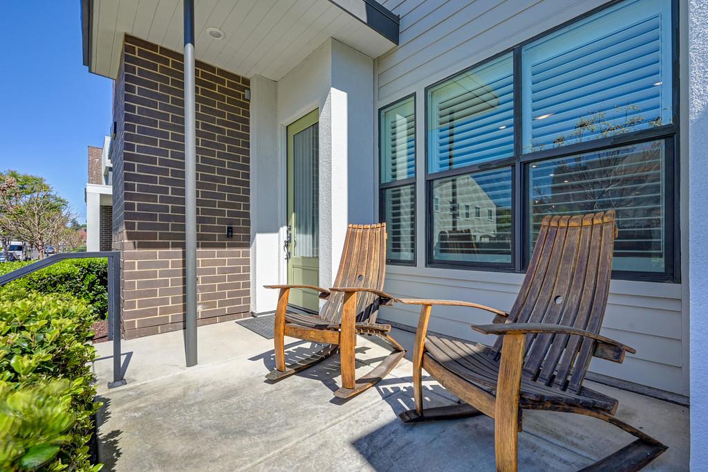 9 Fischbacher Street