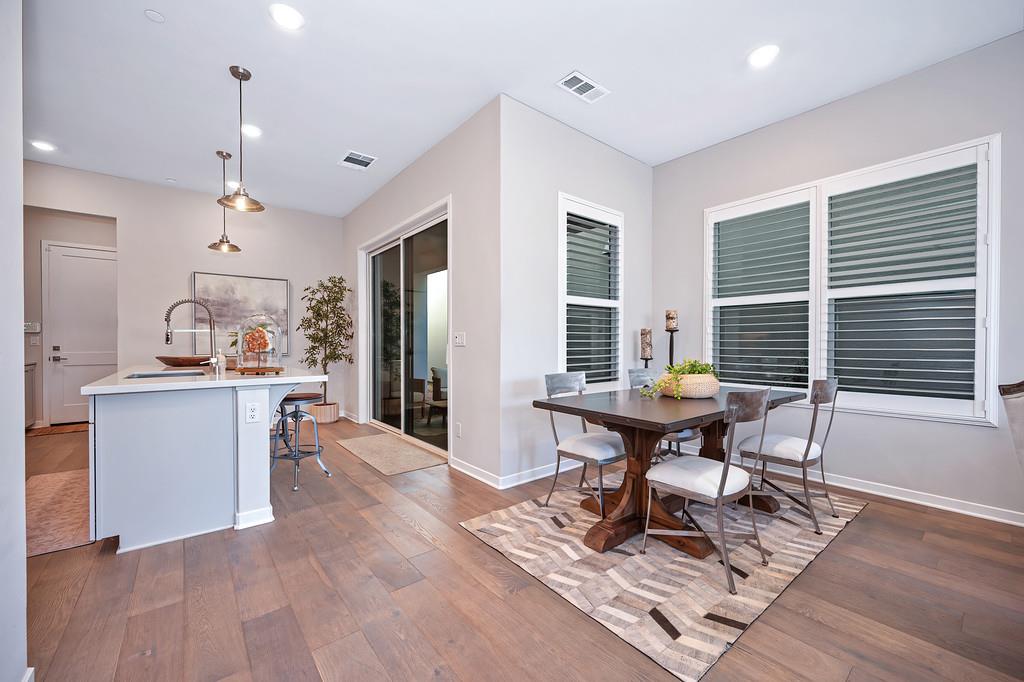 9 Fischbacher Street