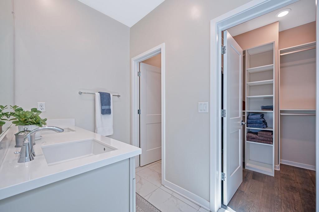 9 Fischbacher Street