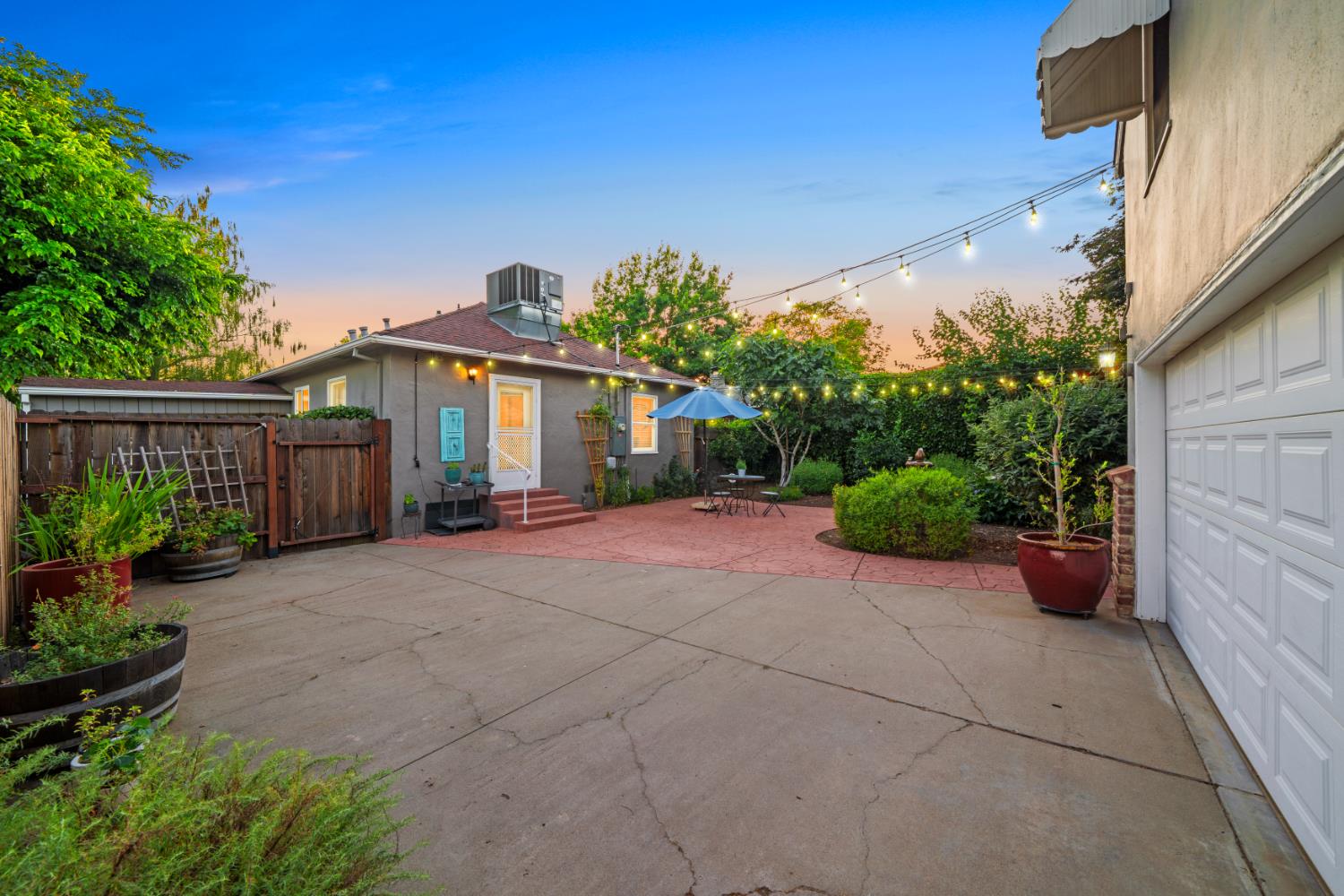 231 40th Street