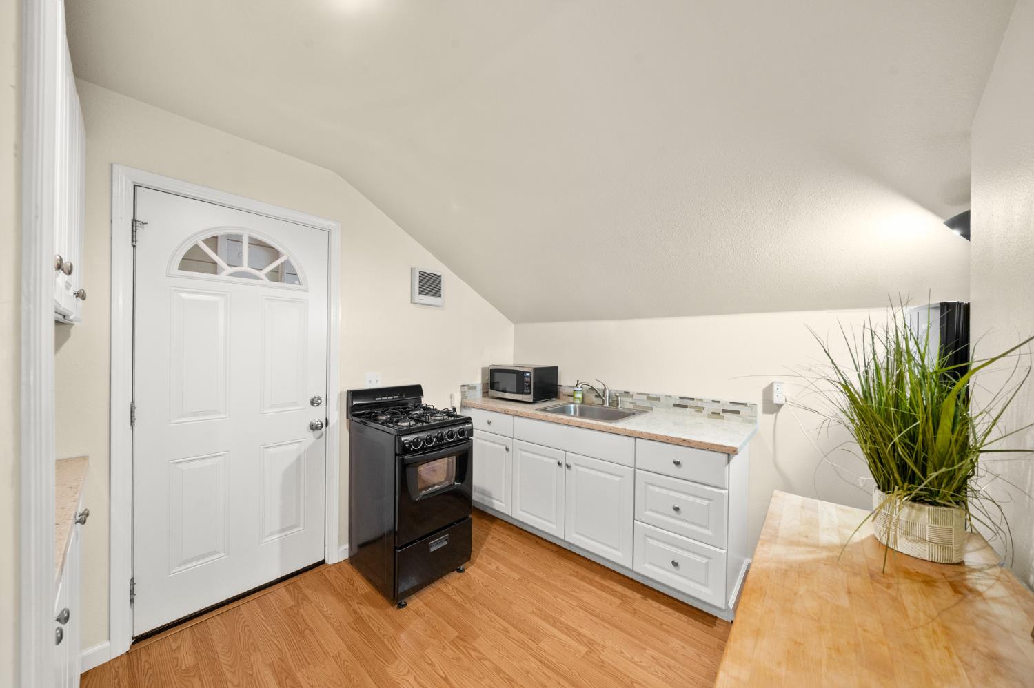 231 40th Street