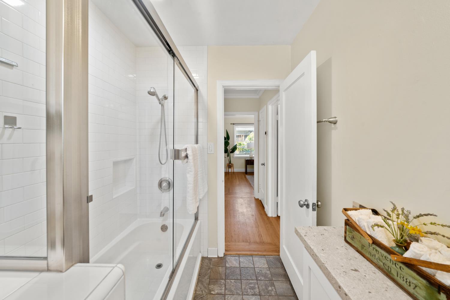231 40th Street