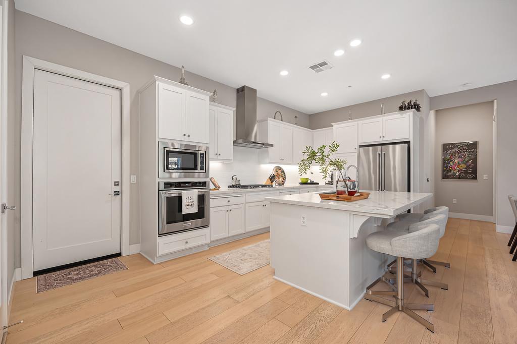 3231 Mckinley Village Way