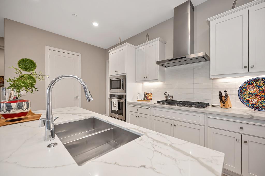 3231 Mckinley Village Way
