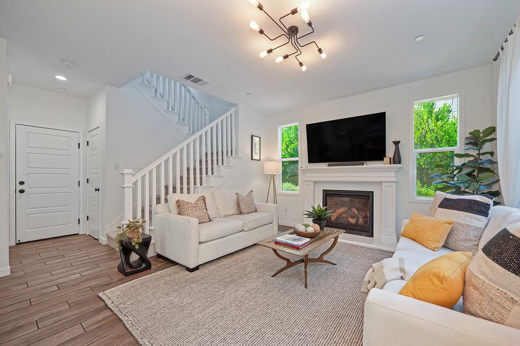 3363 Forney Way