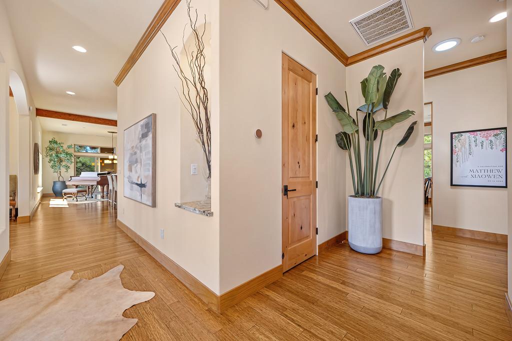1480 Lodge View Drive