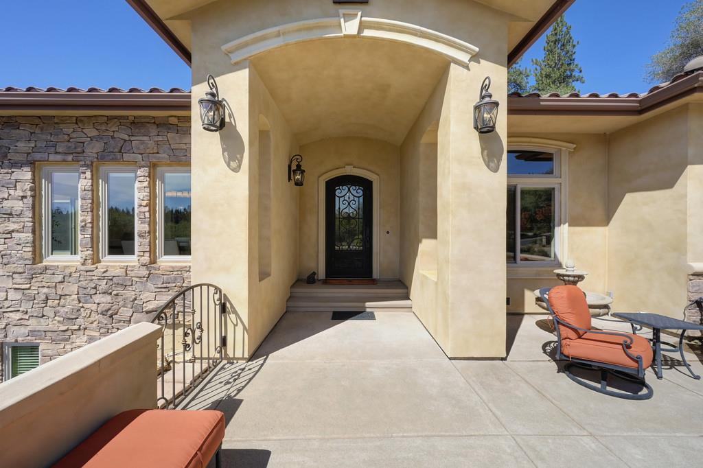 1480 Lodge View Drive
