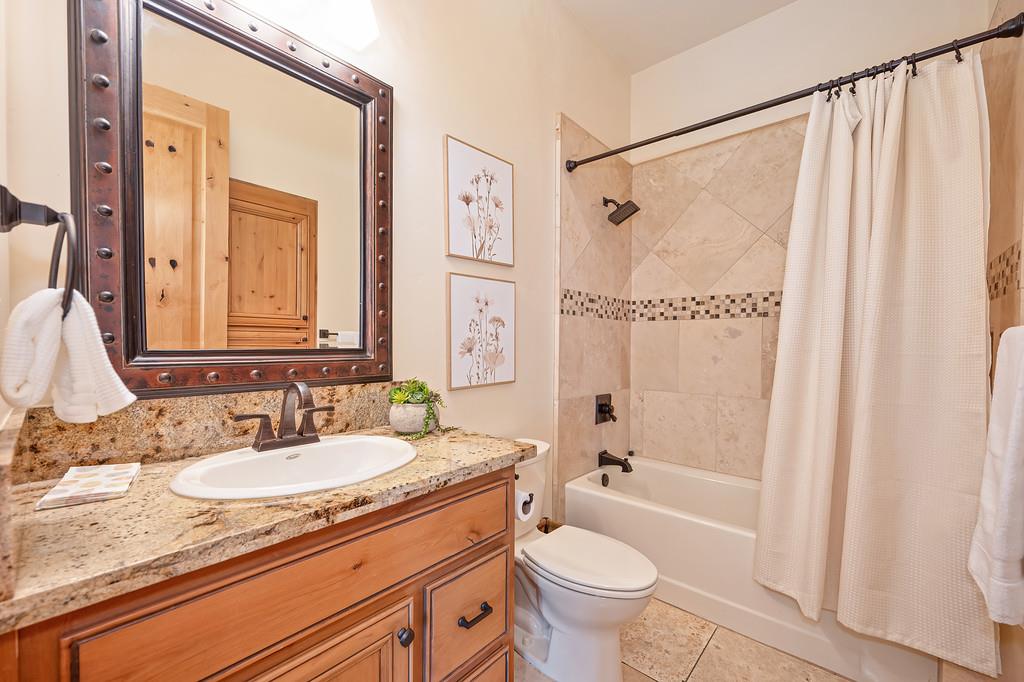 1480 Lodge View Drive