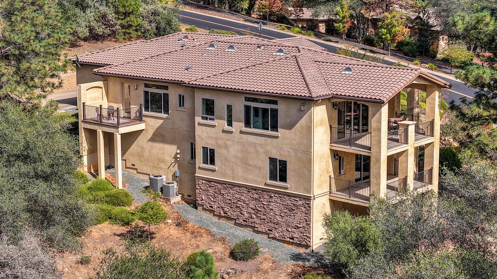 1480 Lodge View Drive