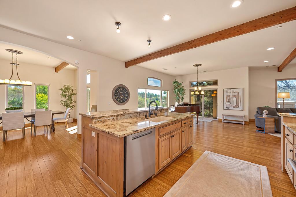 1480 Lodge View Drive