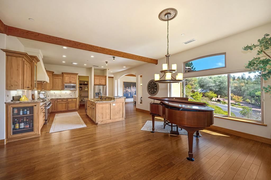 1480 Lodge View Drive