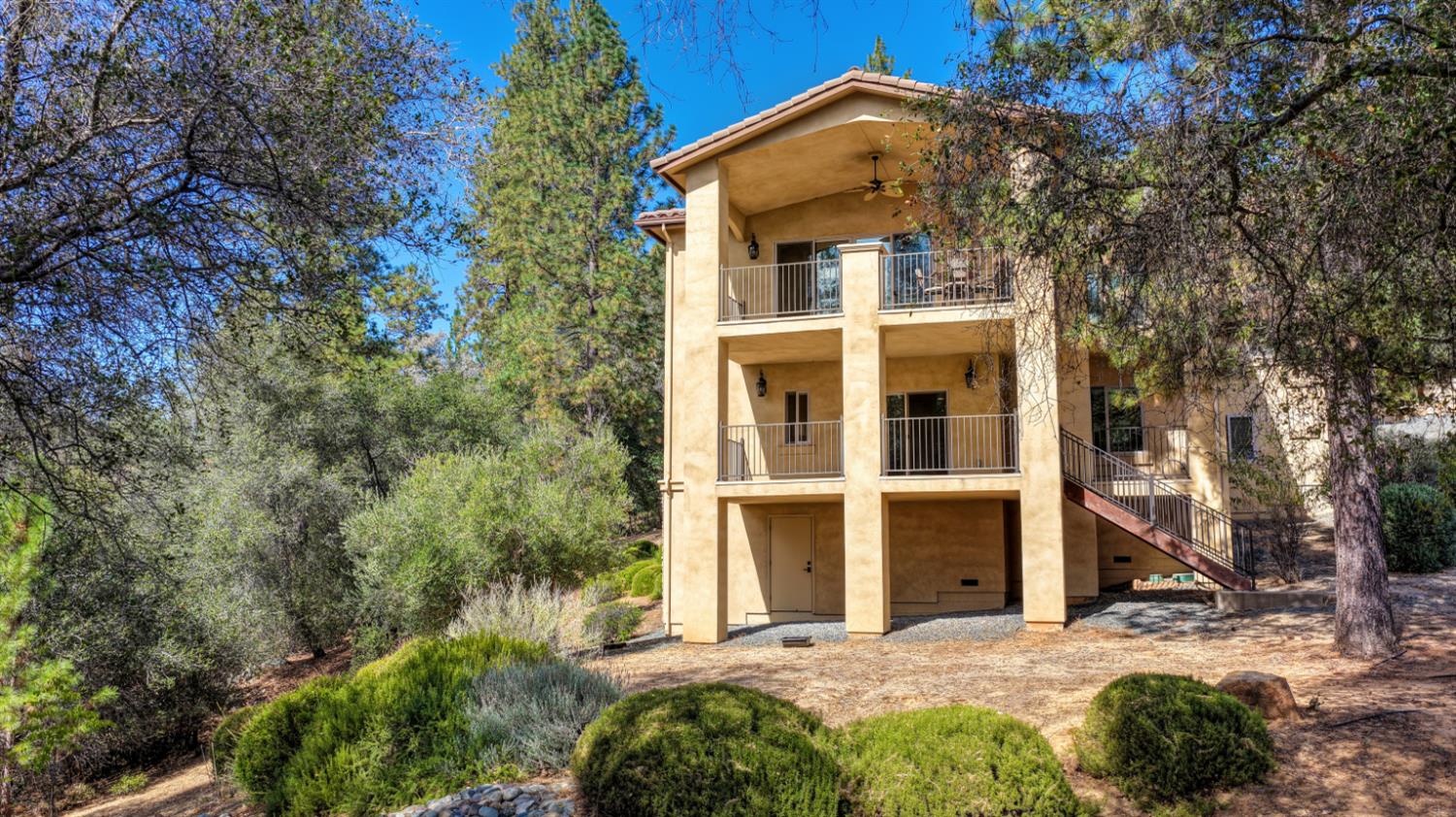 1480 Lodge View Drive
