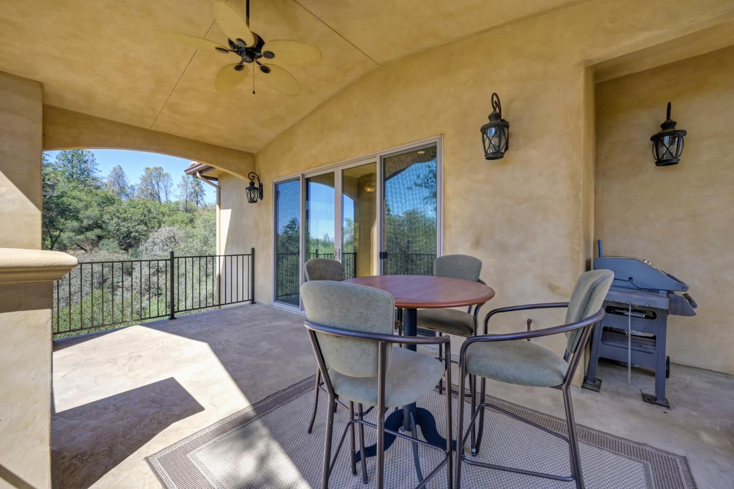 1480 Lodge View Drive