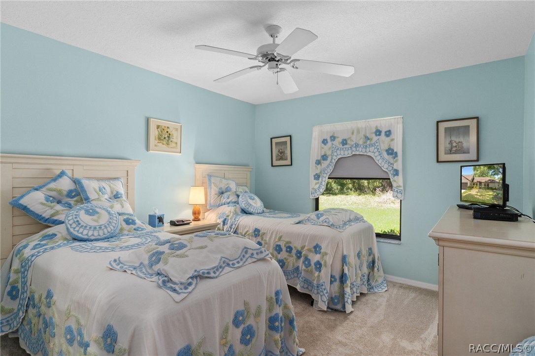 6415 lexington Drive