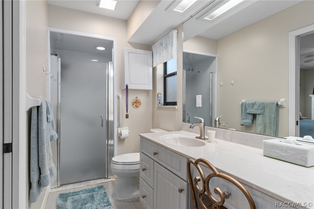 6415 lexington Drive