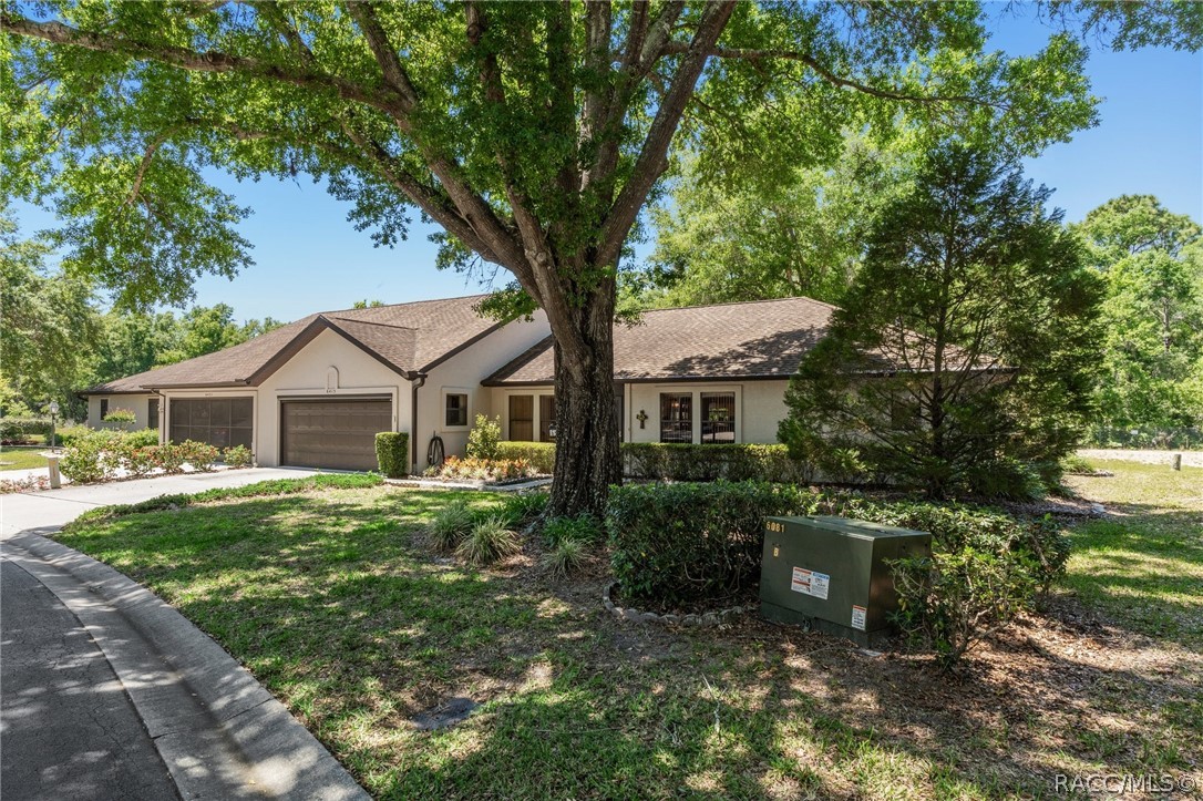 6415 lexington Drive