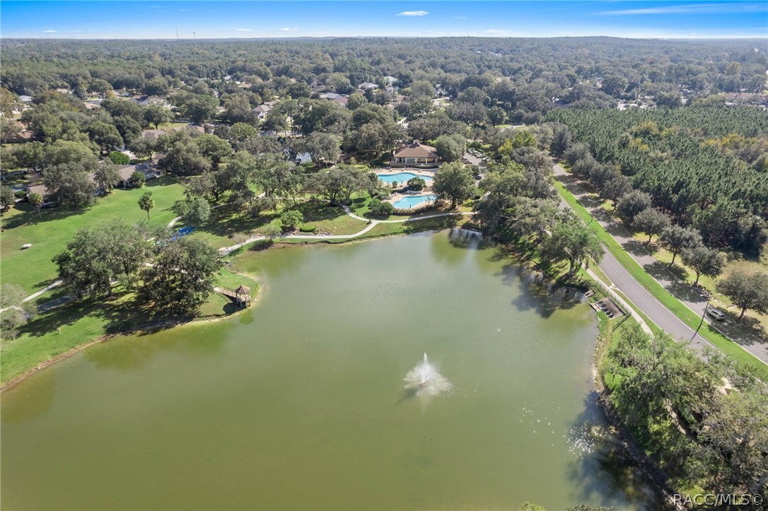 6415 lexington Drive