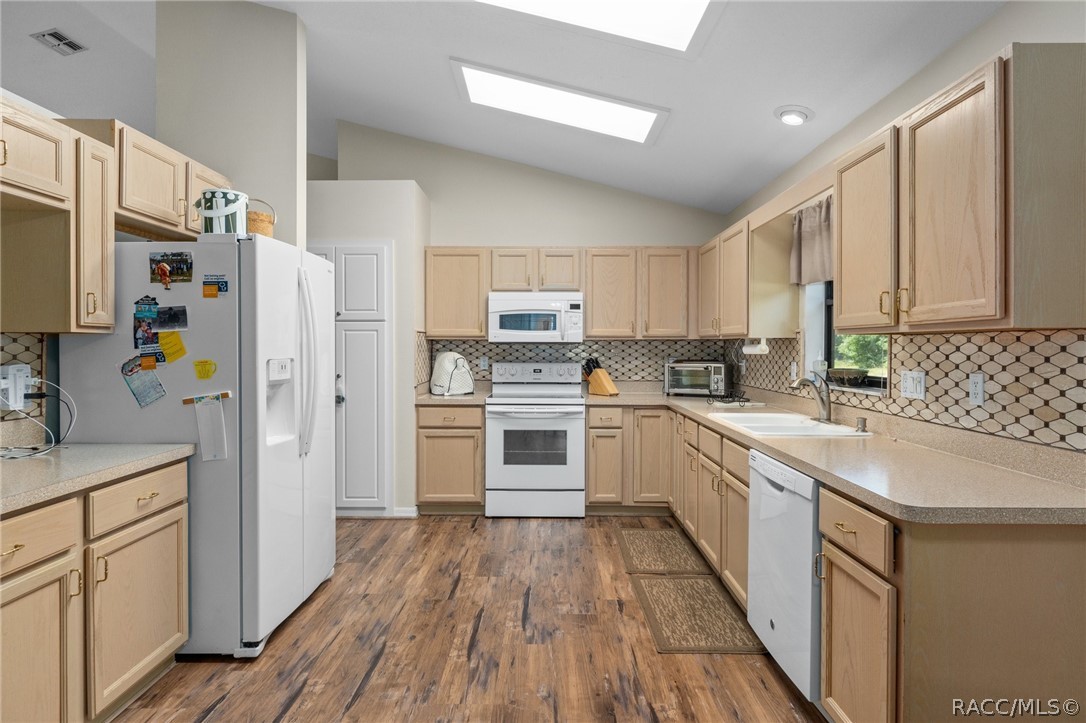 6415 lexington Drive