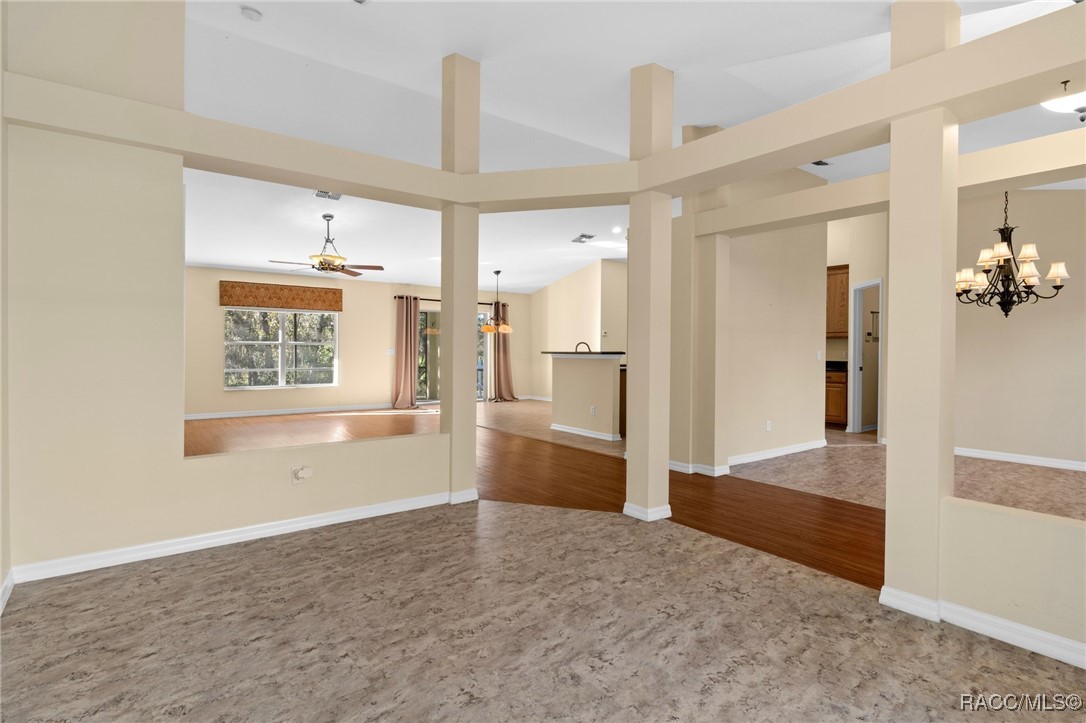 14 Laurelcherry Court