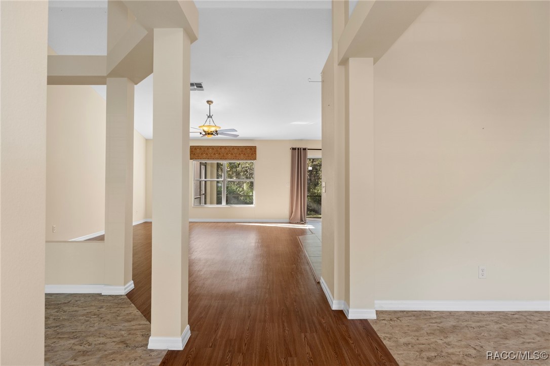 14 Laurelcherry Court