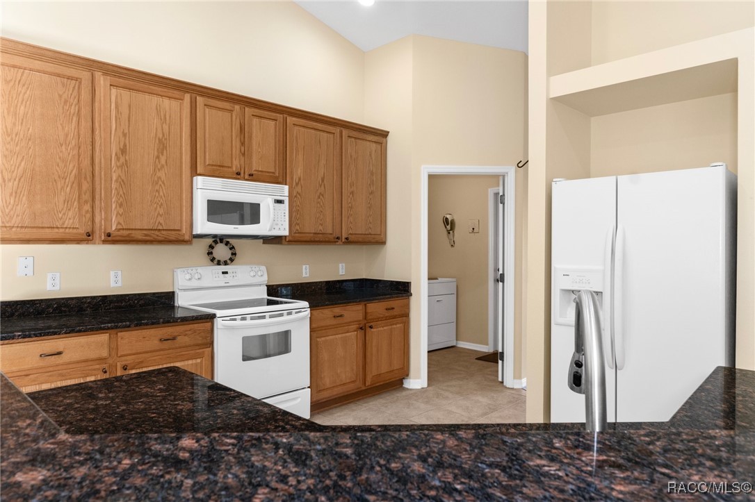 14 Laurelcherry Court