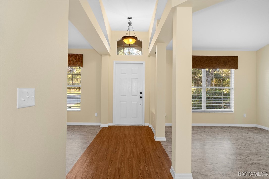 14 Laurelcherry Court