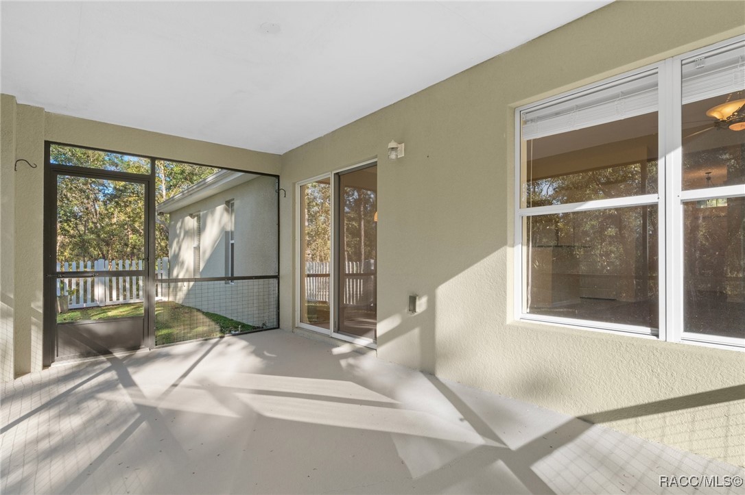 14 Laurelcherry Court