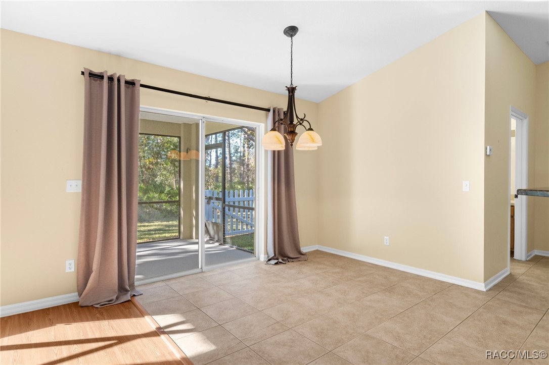 14 Laurelcherry Court