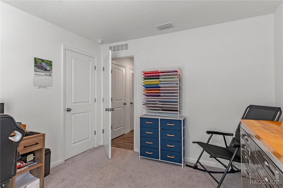 3192 W Barberton Place