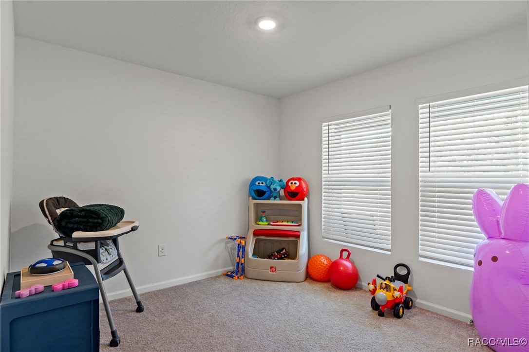 3192 W Barberton Place