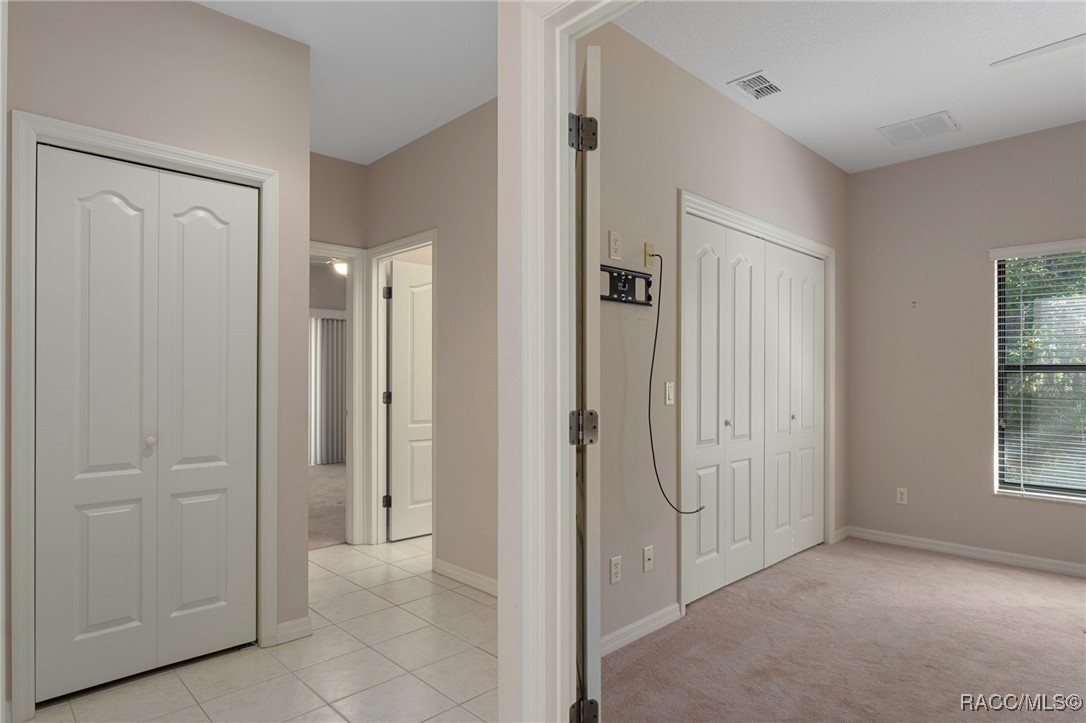 19 Livingstone Daisy Court