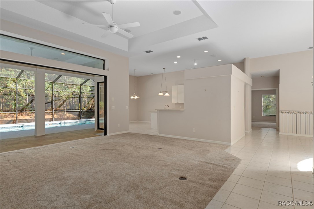 19 Livingstone Daisy Court