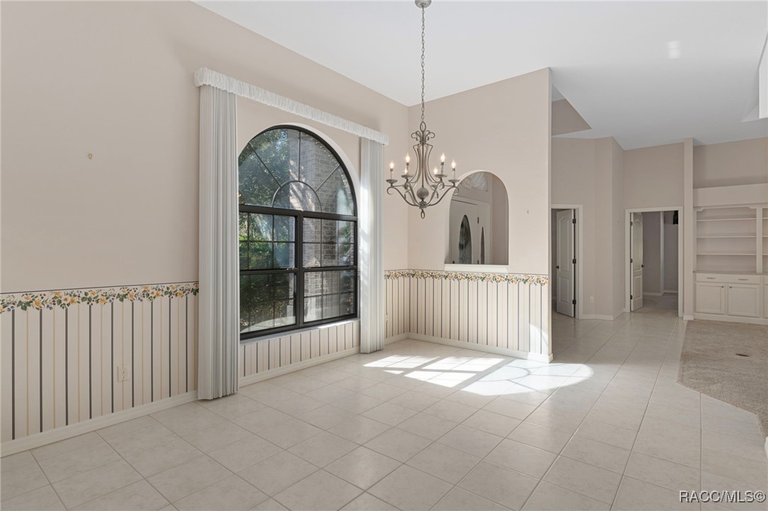 19 Livingstone Daisy Court