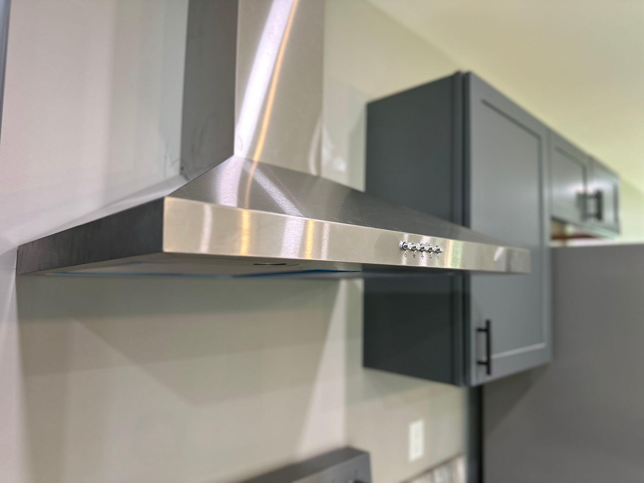 5 Frosty Hollow Farm Road