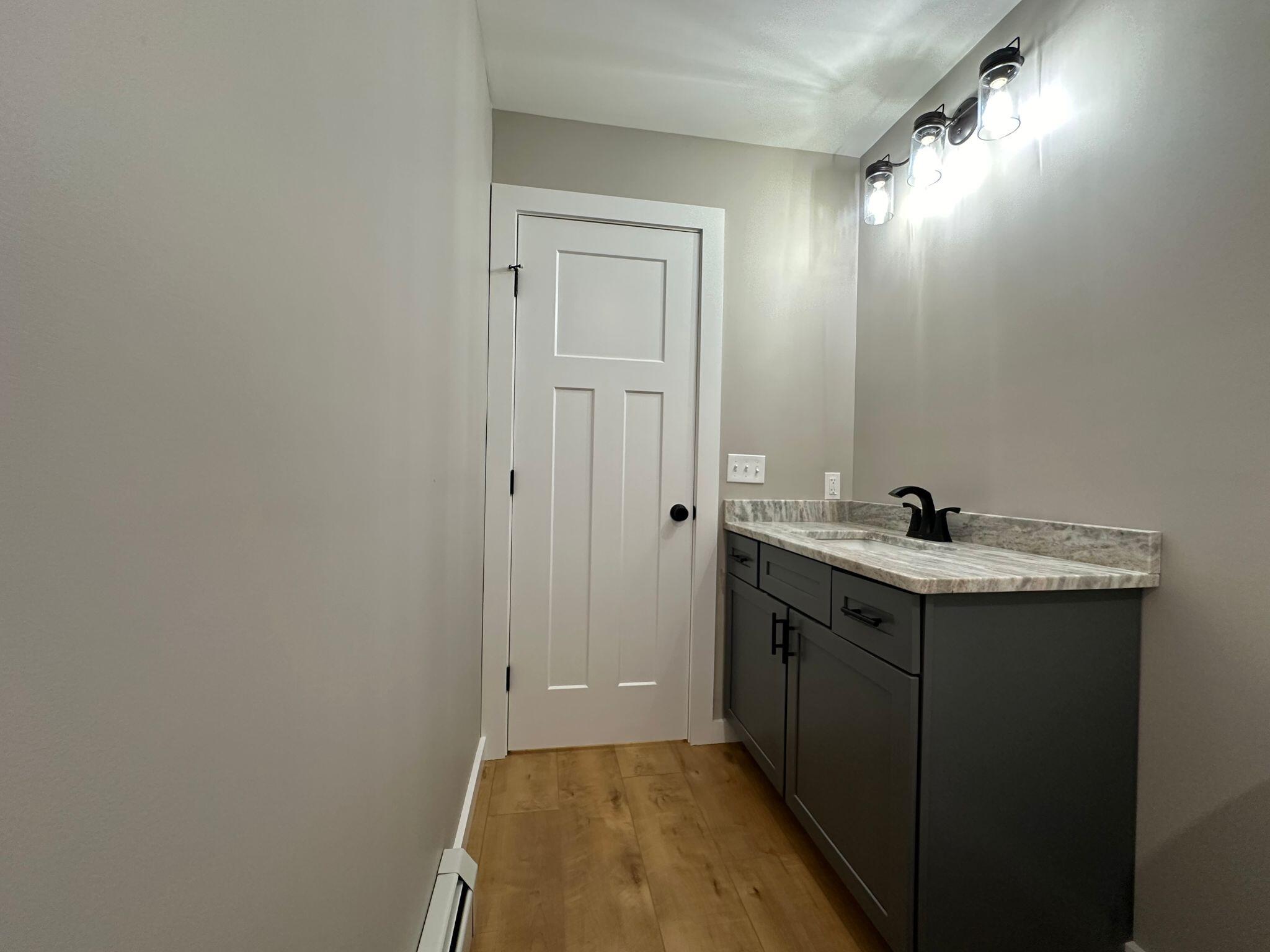 5 Frosty Hollow Farm Road