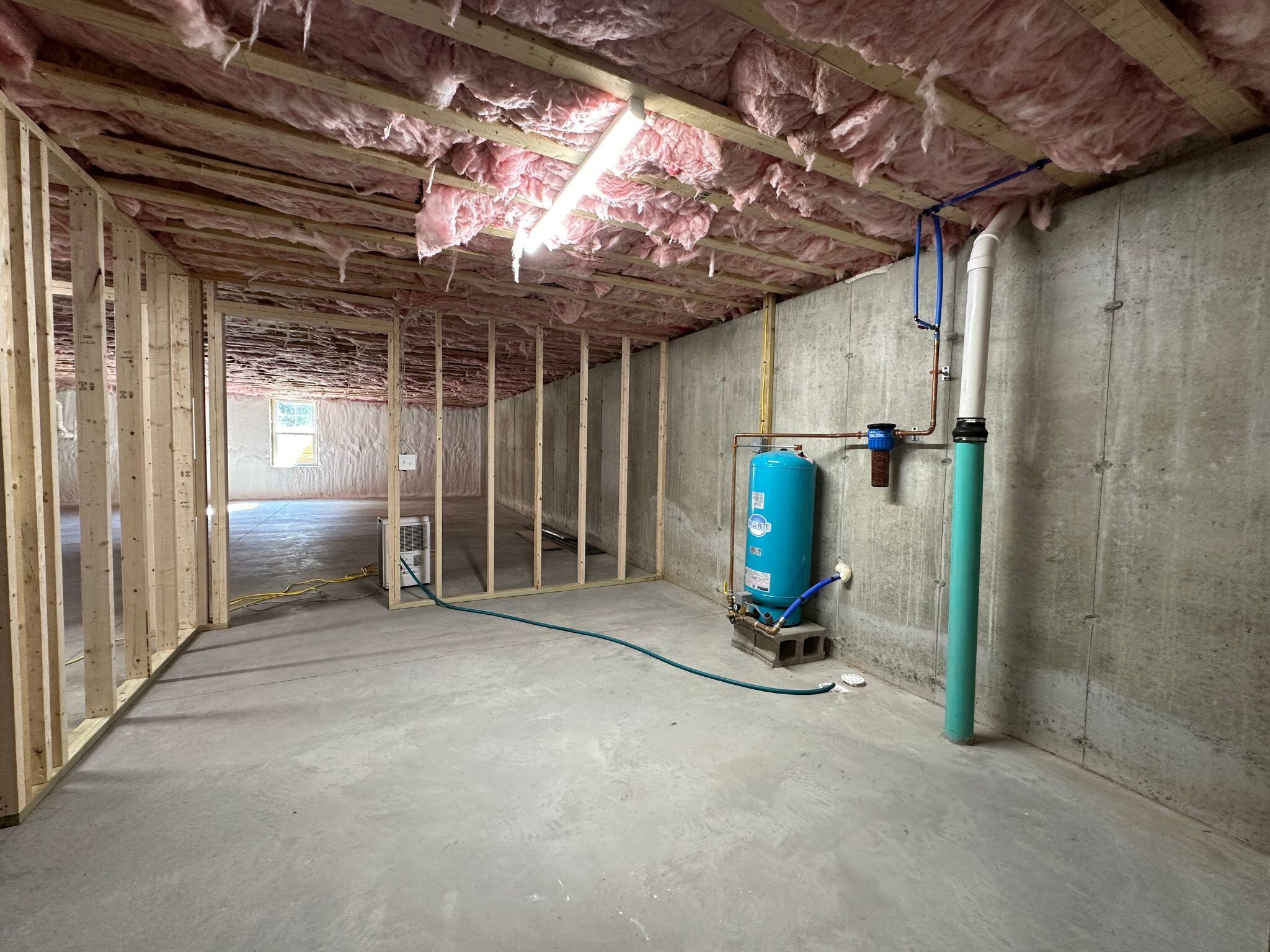 5 Frosty Hollow Farm Road