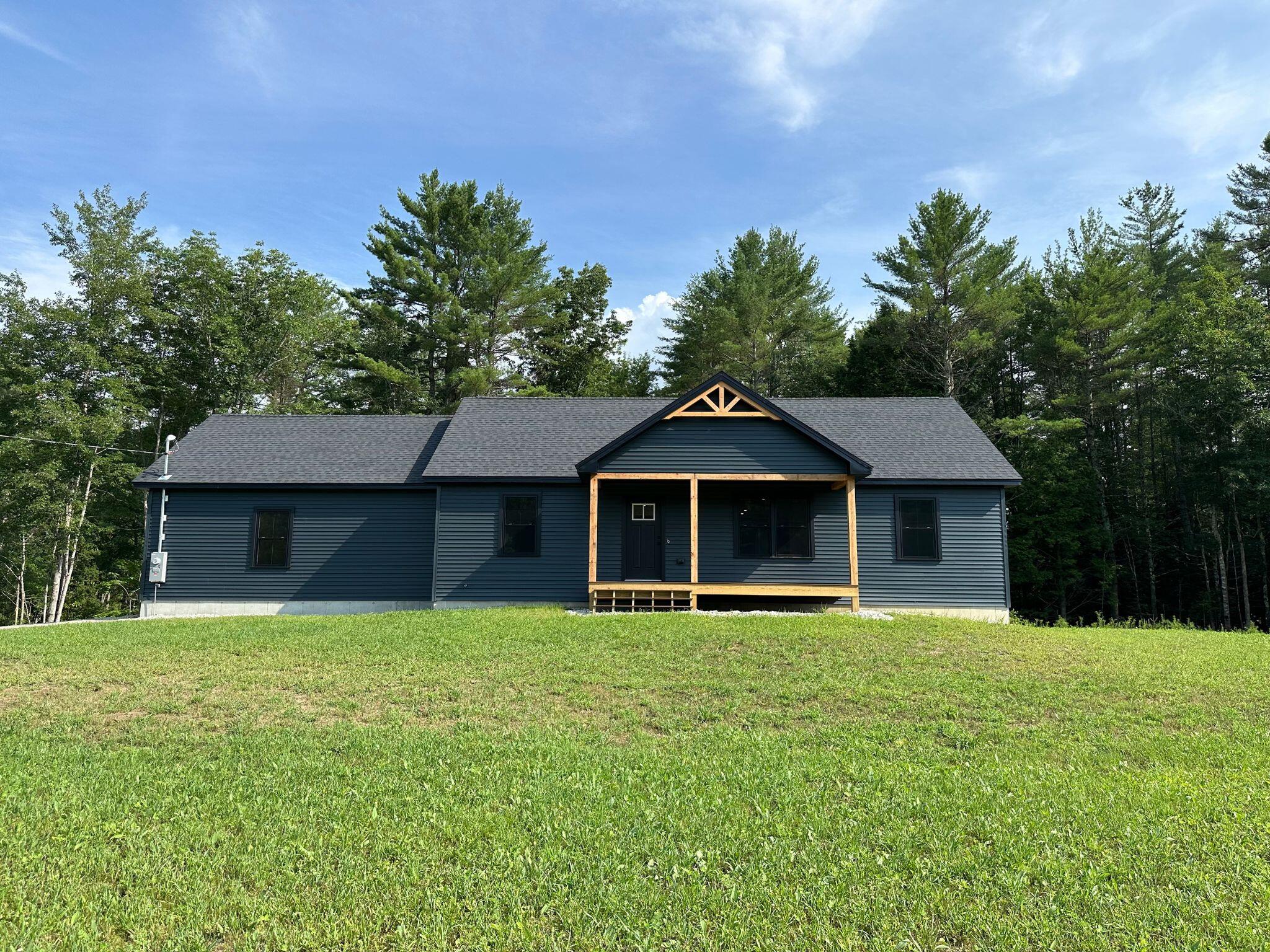 5 Frosty Hollow Farm Road