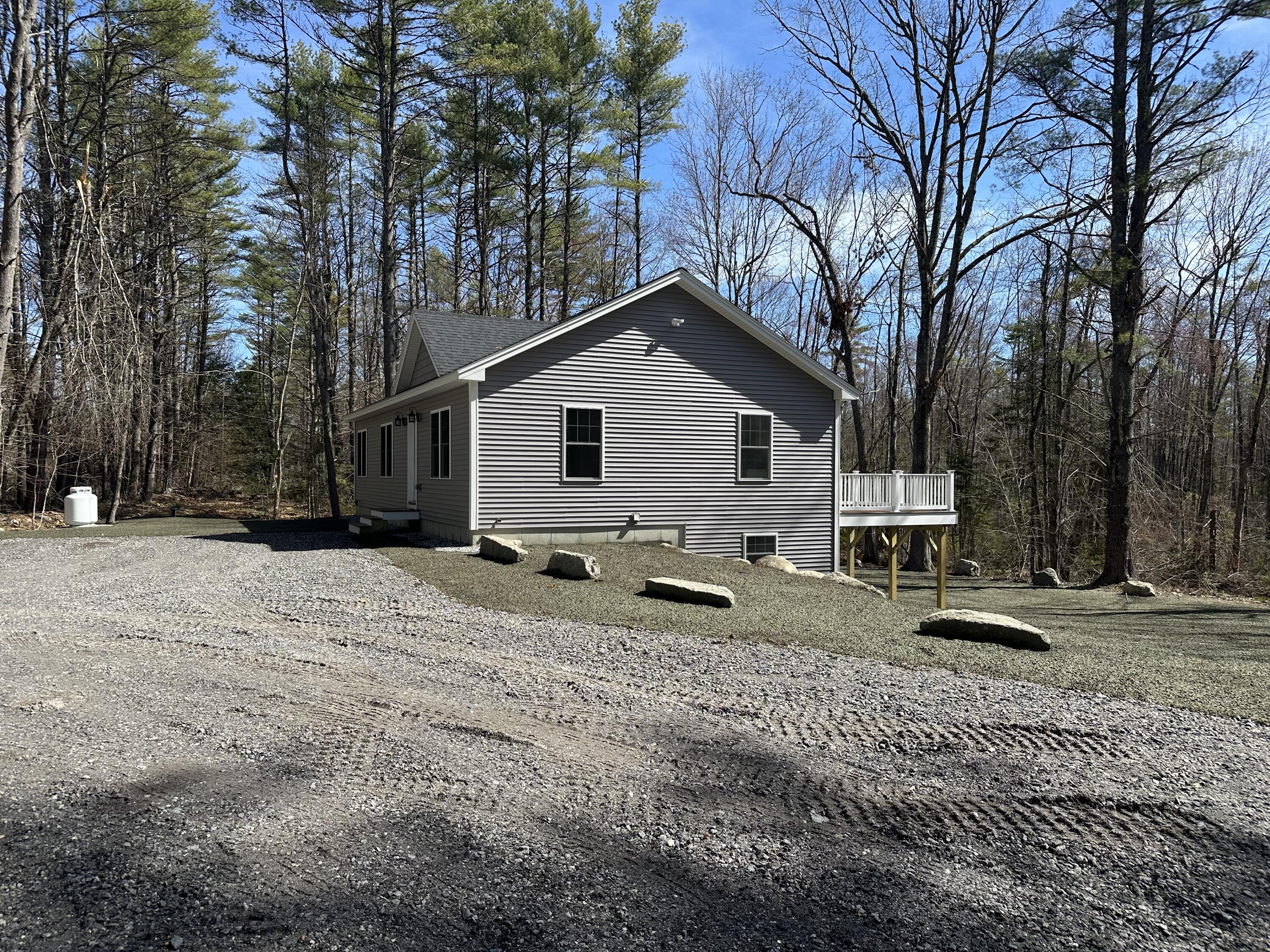 752 Quaker Ridge Road
