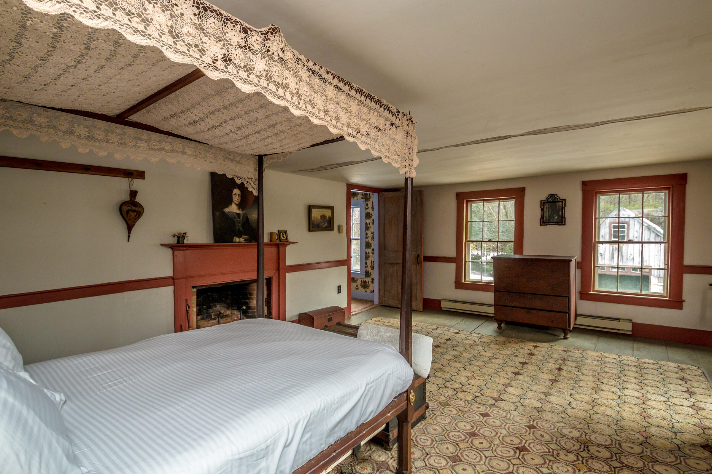 2460 Green Hill Road