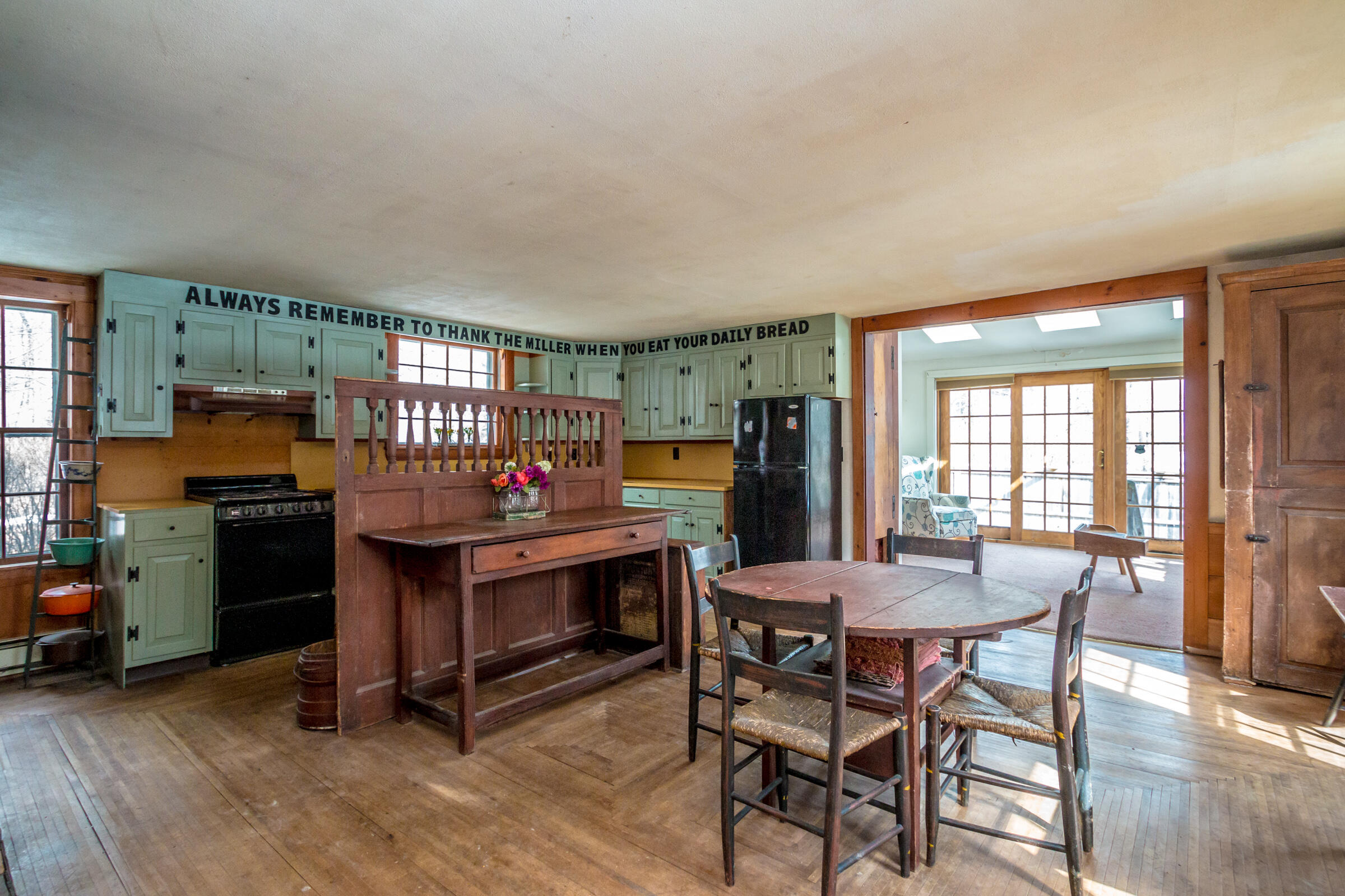 2460 Green Hill Road