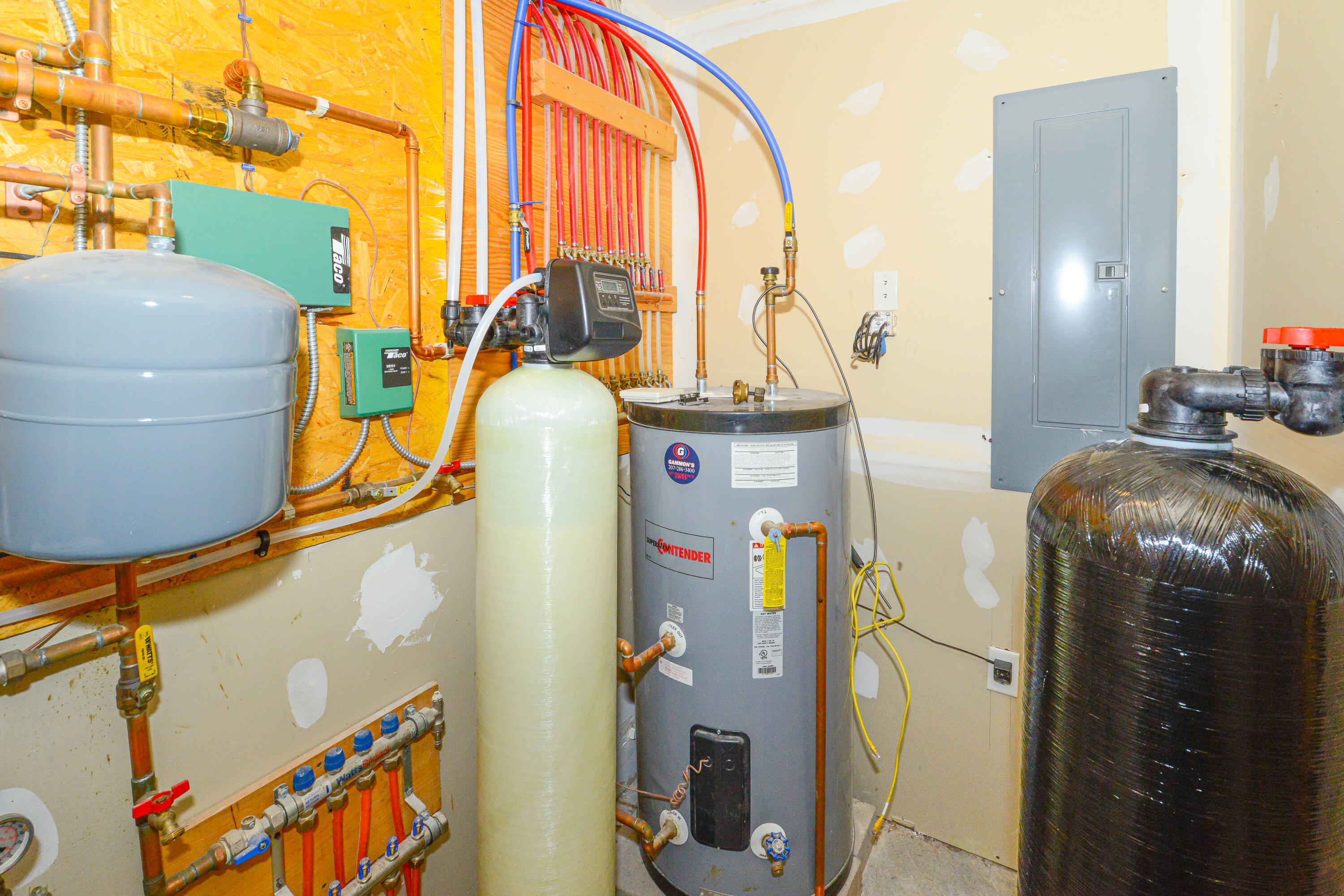 4 Hoyts Ridge Road, 4