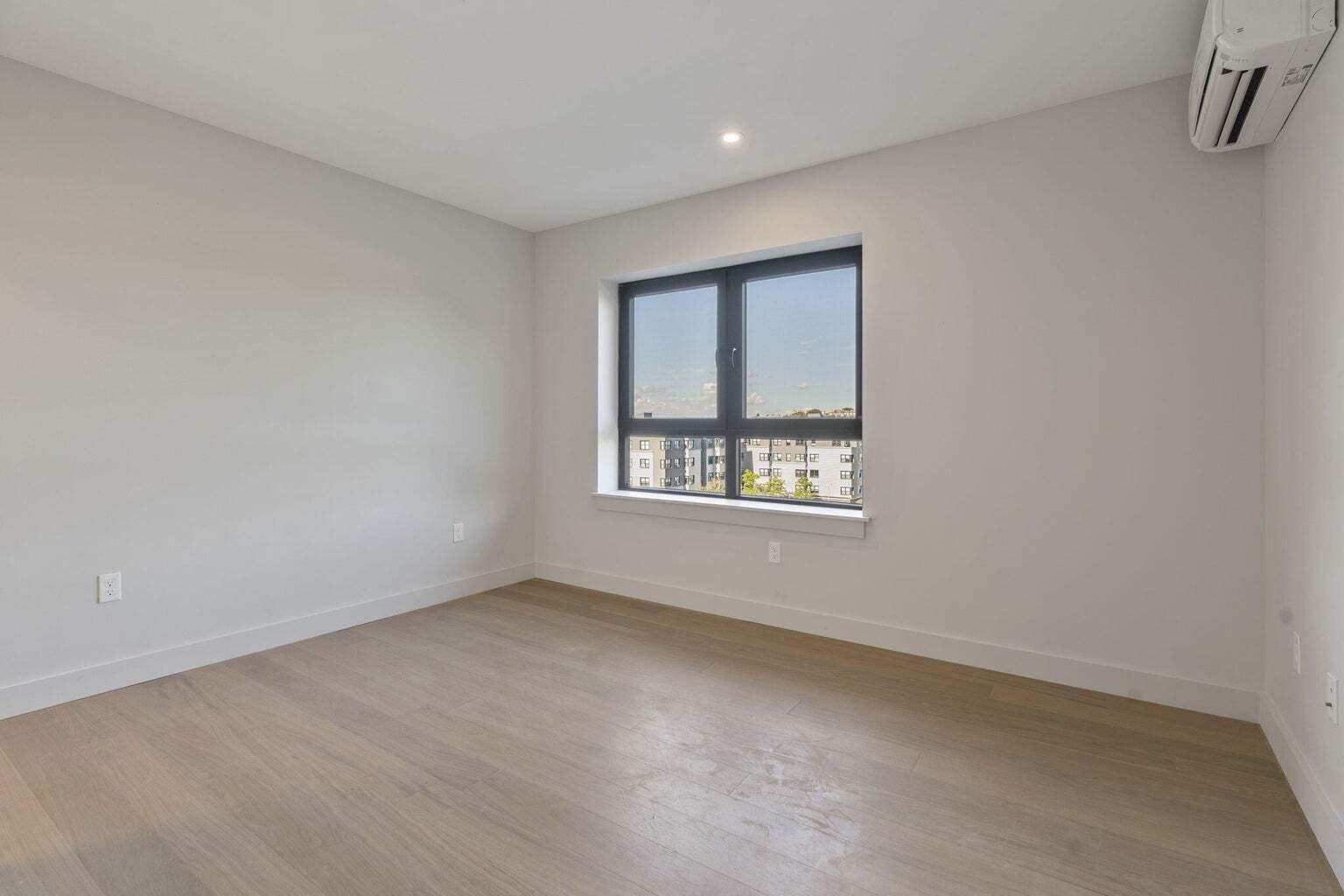 75 Chestnut Street, 501