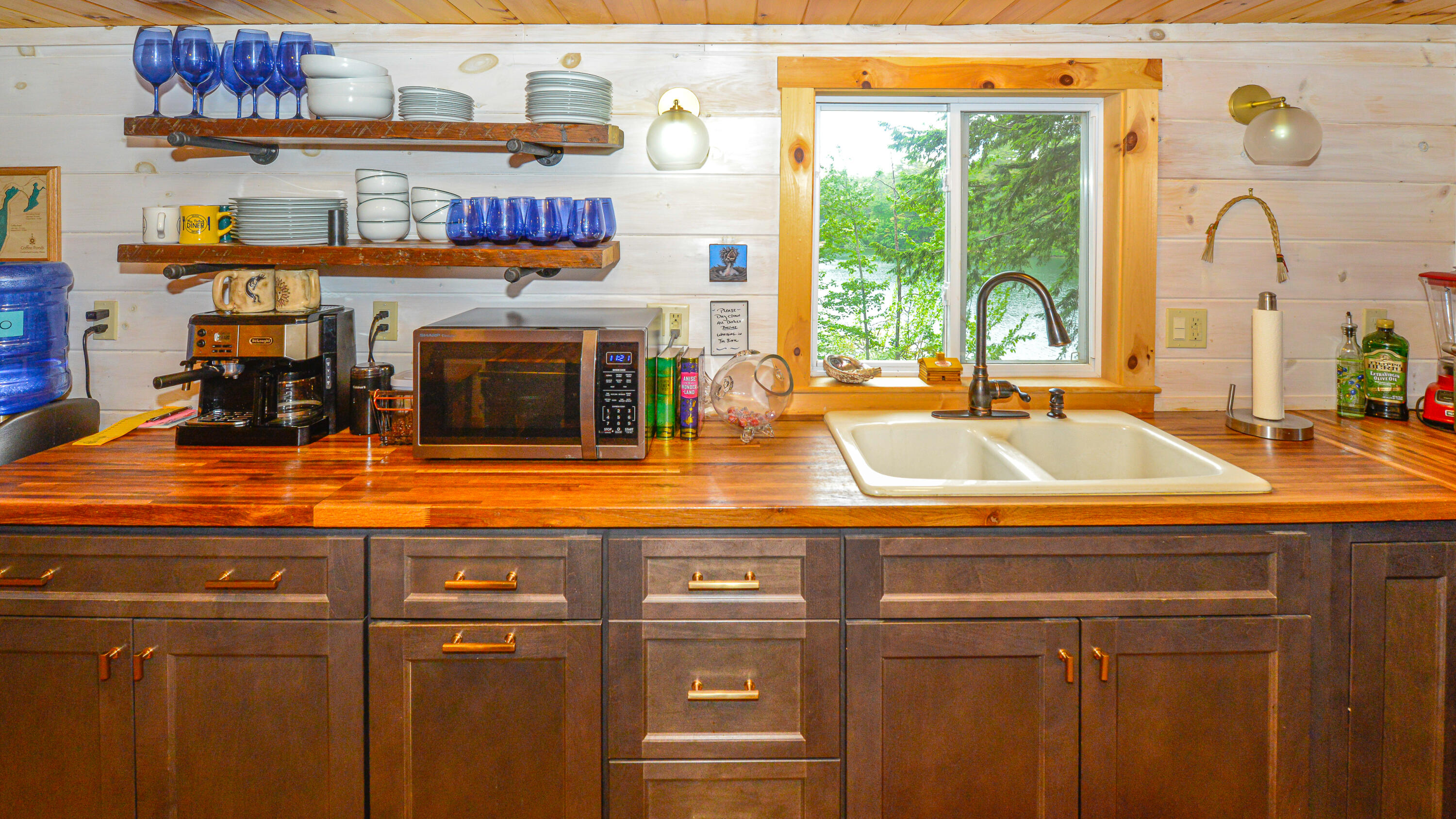 107 Coffee Pond Road