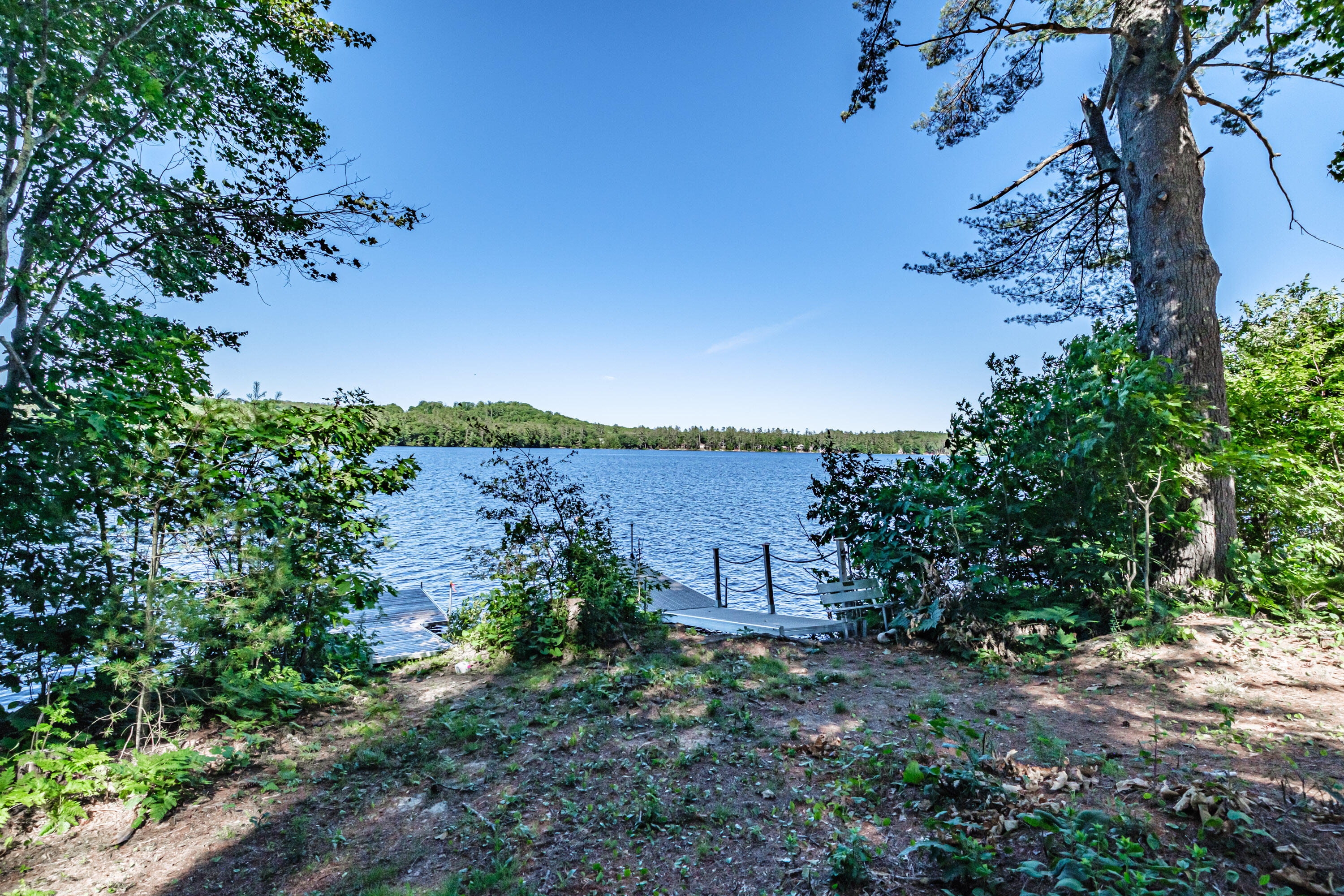 19 Lake Drive
