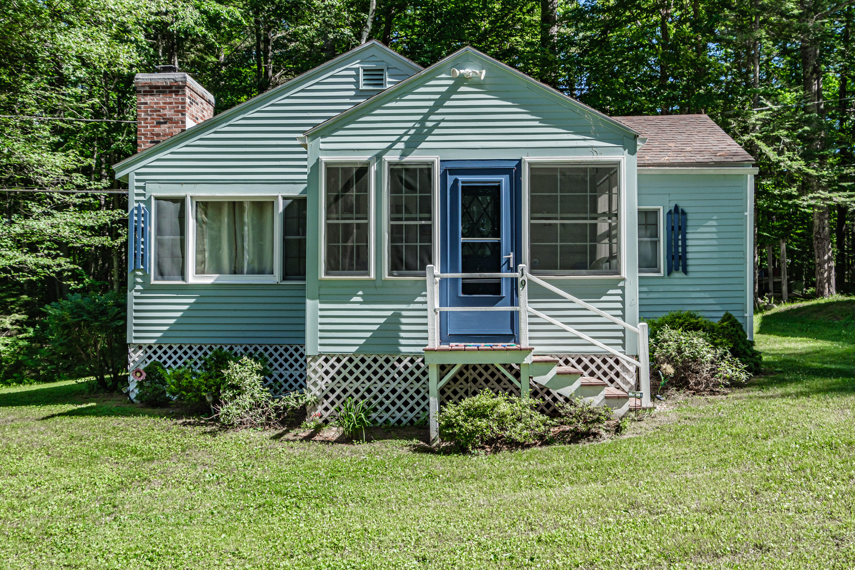 19 Lake Drive