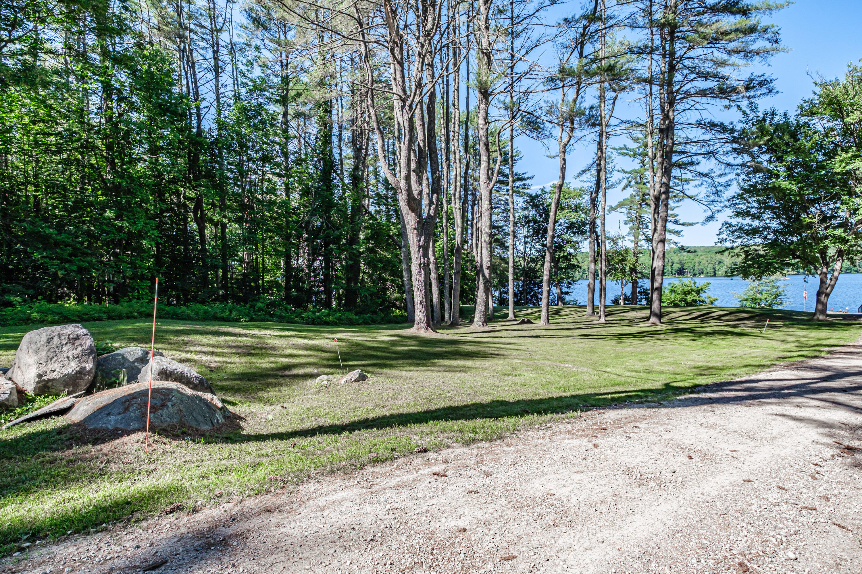 19 Lake Drive