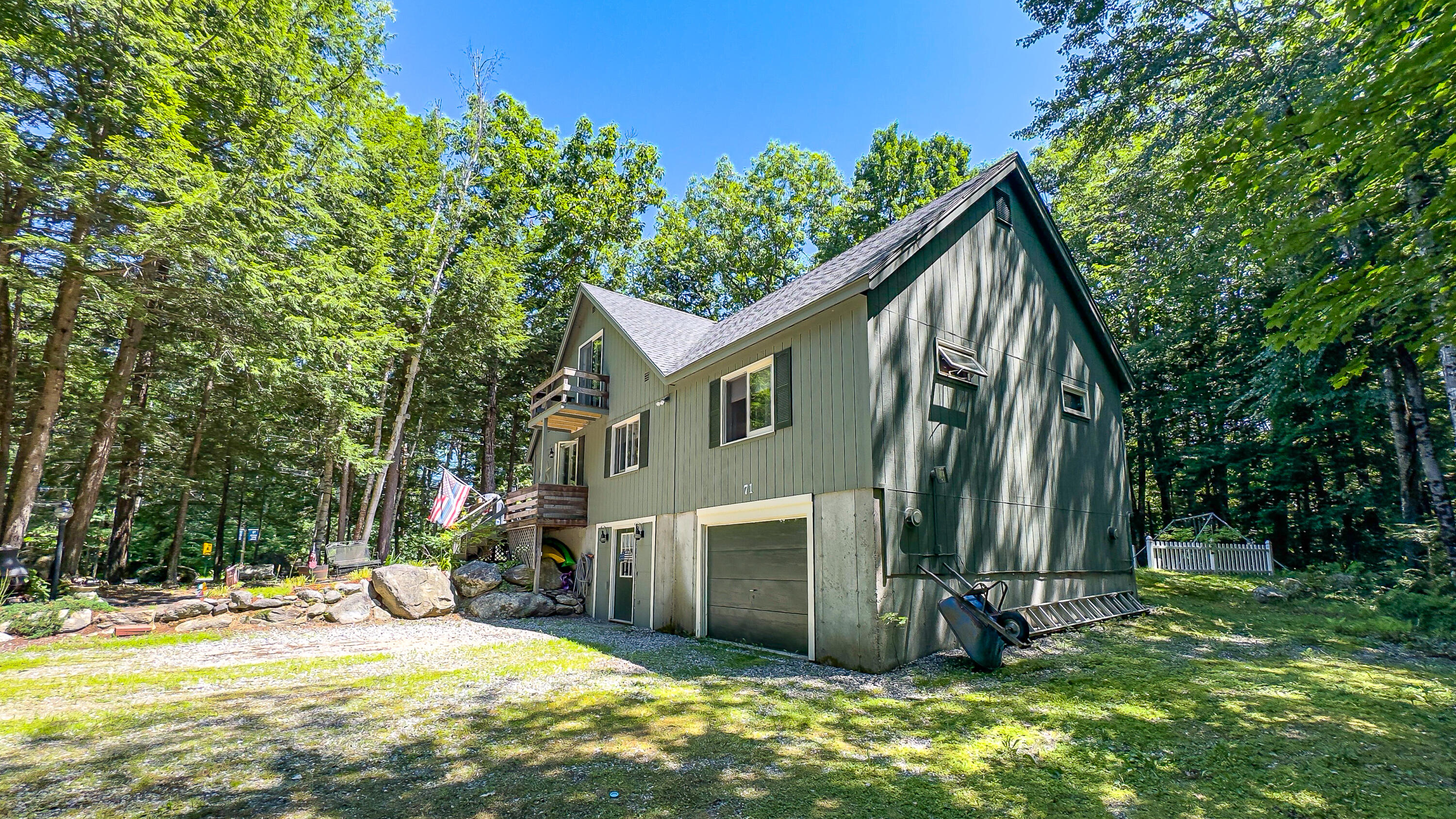 71 North Bay Road