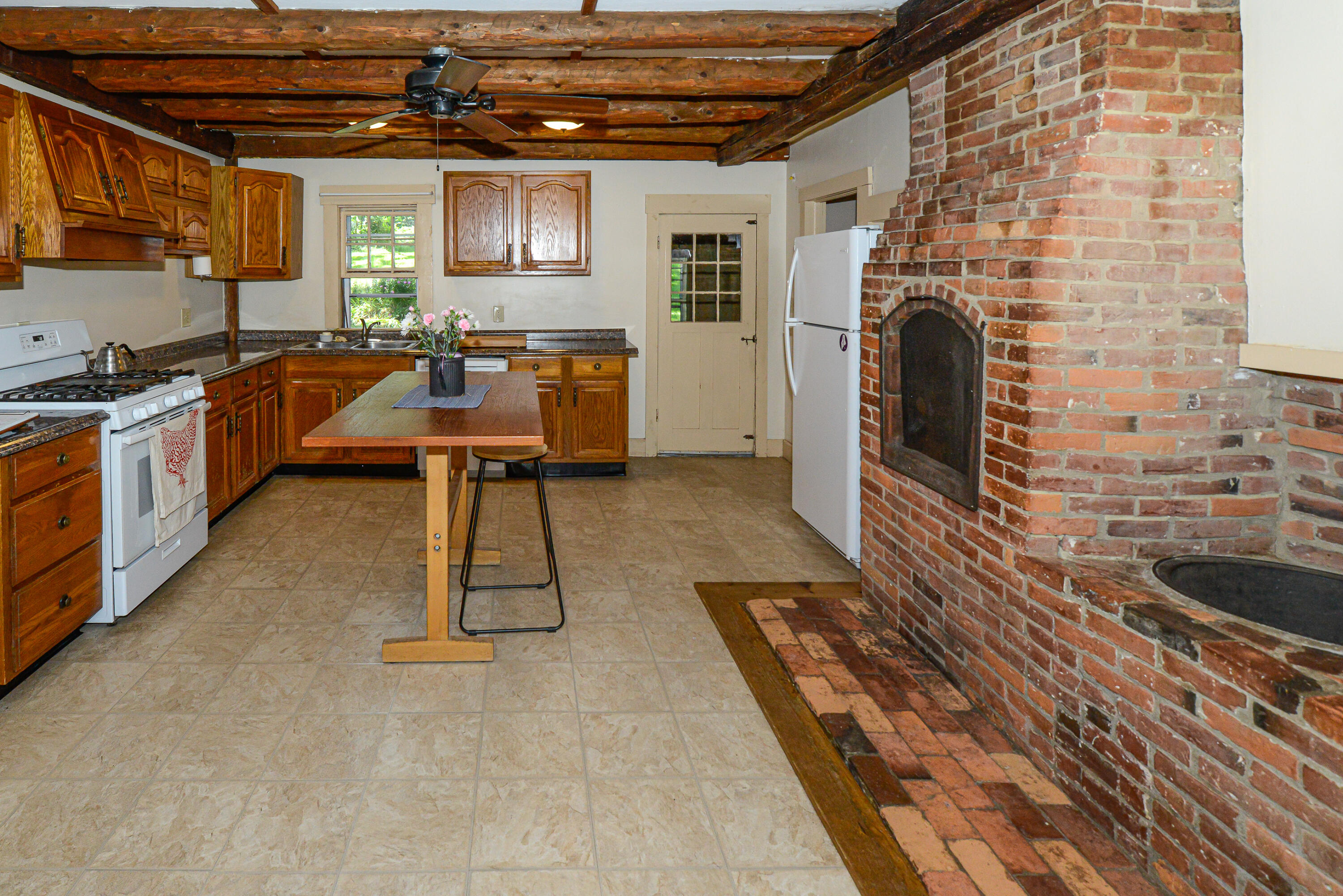 493 Pequawket Trail