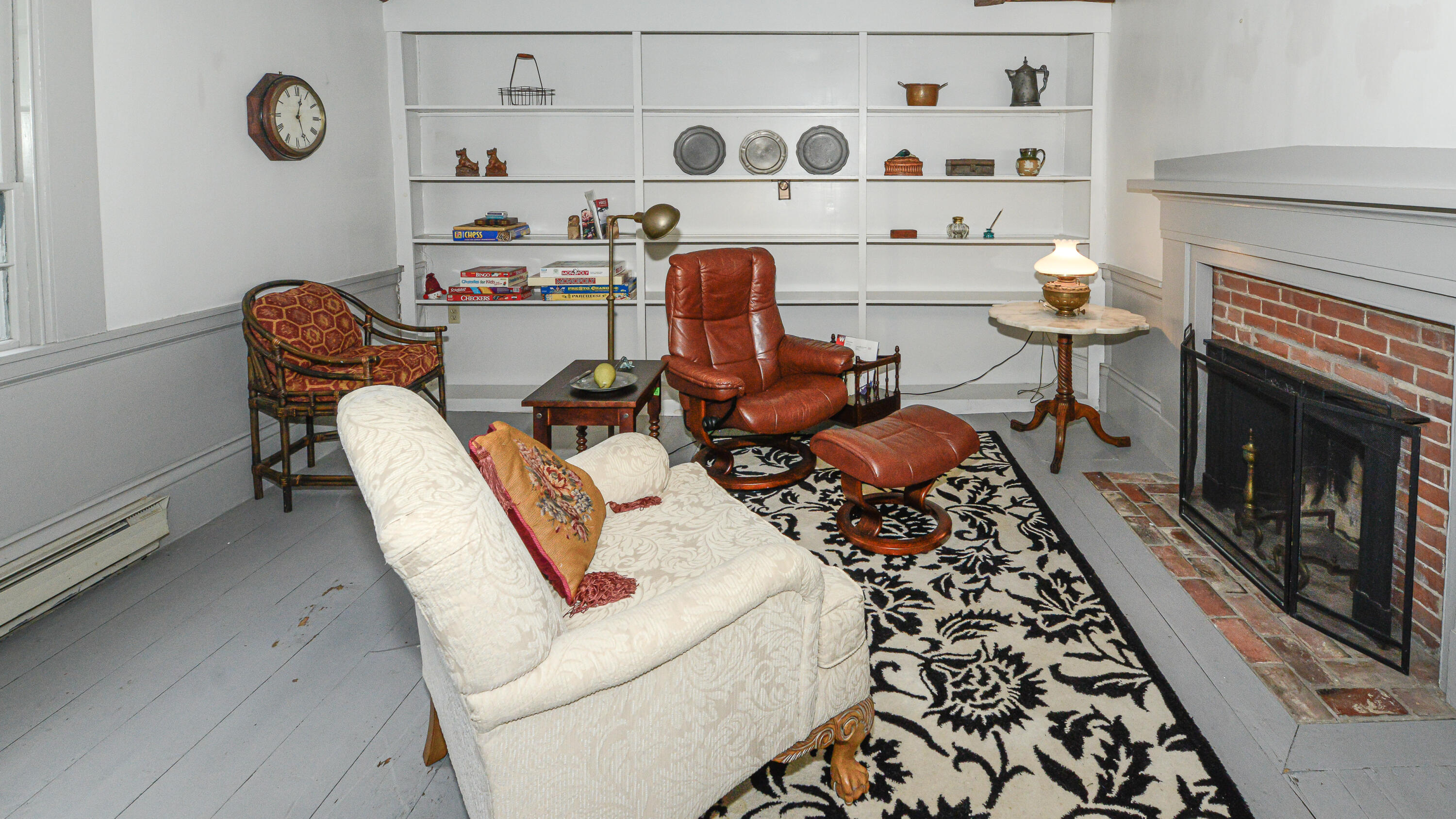 493 Pequawket Trail