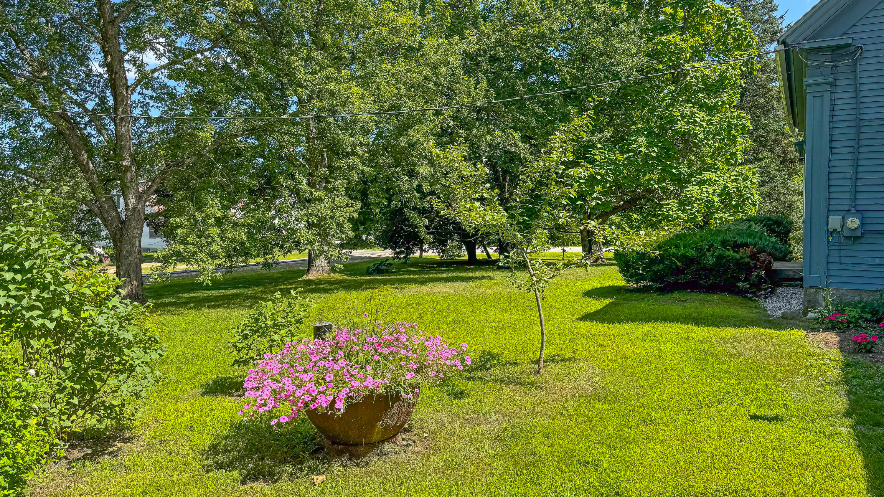 493 Pequawket Trail